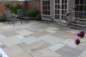 Open image in slideshow, Lakeland - Calsic Indian Sandstone (also known as Raj, Raj Green, Indian York and Fern)
